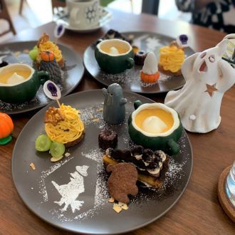 halloweenplate1.jpeg